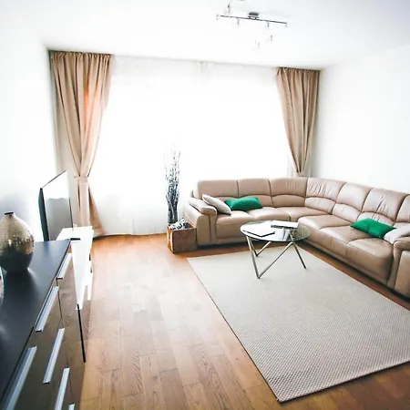 C U B E Modern Apt In Center Free Parking Praga