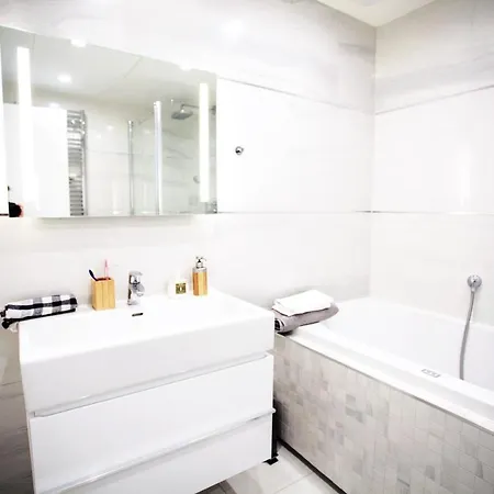 C U B E Modern Apt In Center Free Parking Praga