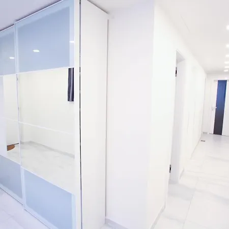 C U B E Modern Apt In Center Free Parking * Πράγα